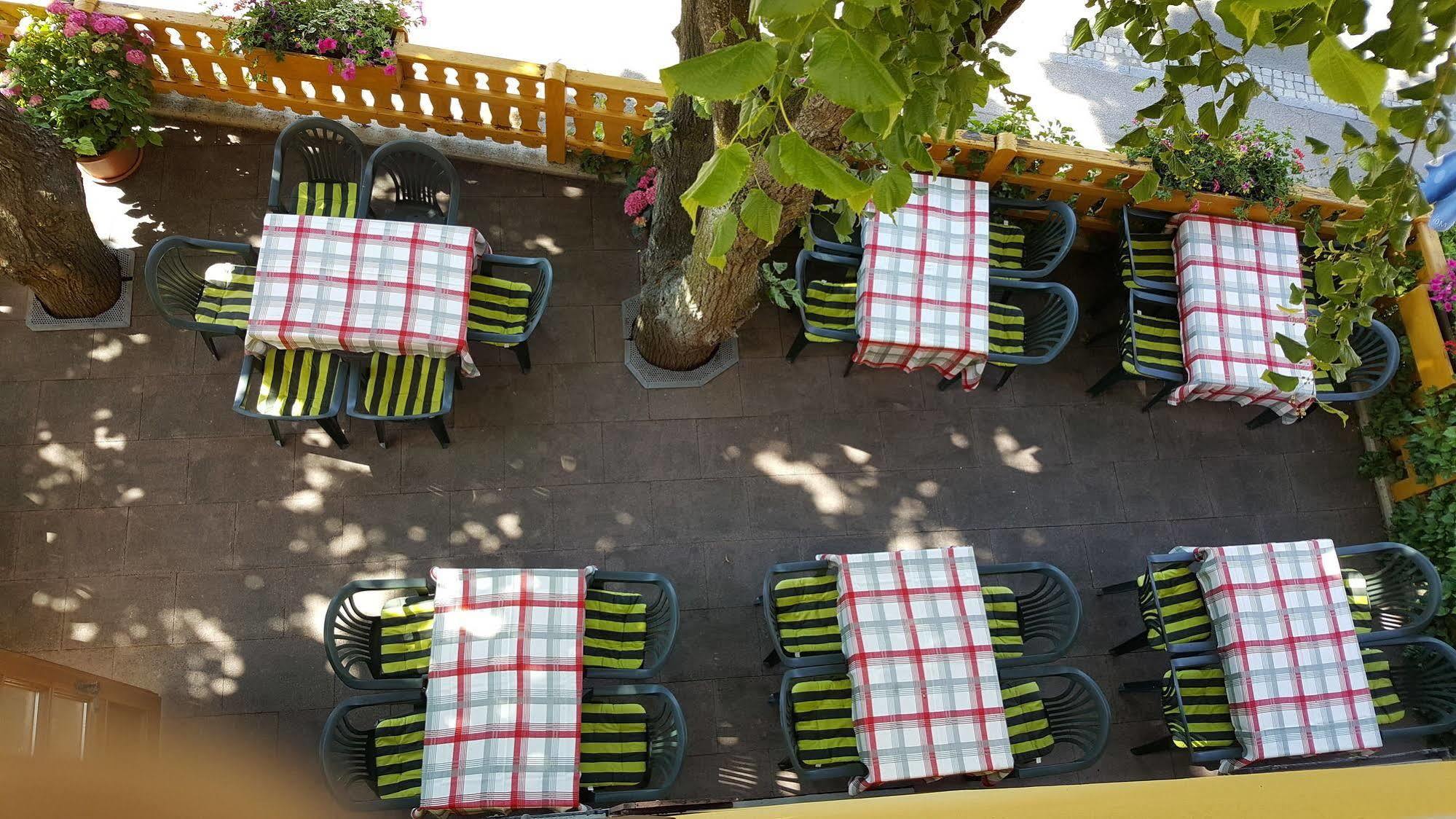 Hotel Gasthof Zum Schwan Steinsfeld المظهر الخارجي الصورة