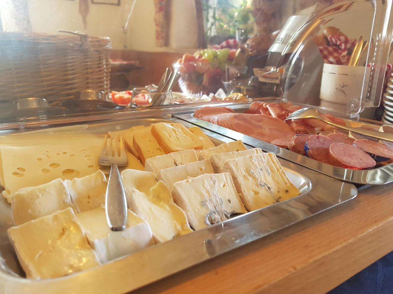Hotel Gasthof Zum Schwan Steinsfeld المظهر الخارجي الصورة