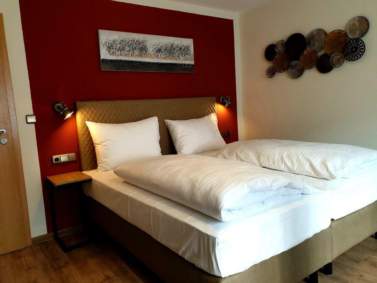 Hotel Gasthof Zum Schwan Steinsfeld المظهر الخارجي الصورة