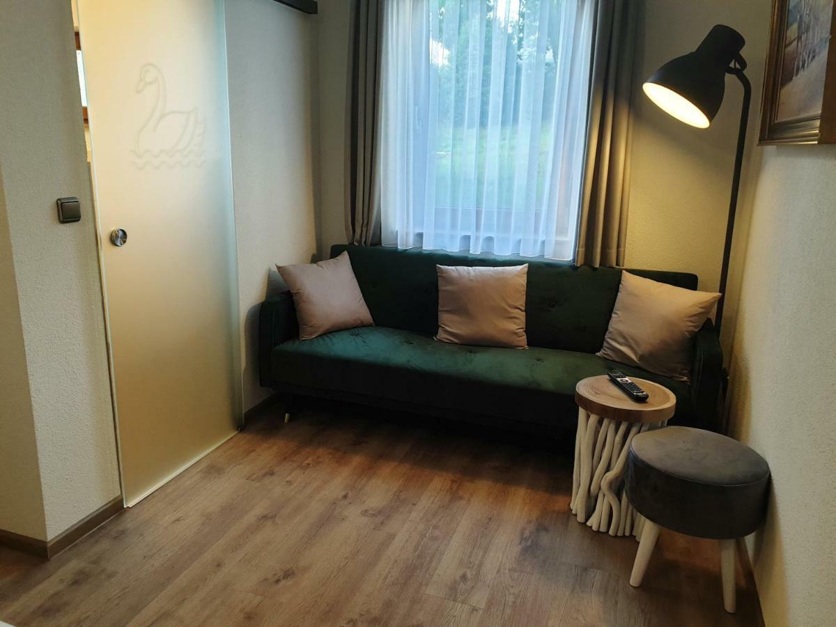 Hotel Gasthof Zum Schwan Steinsfeld المظهر الخارجي الصورة