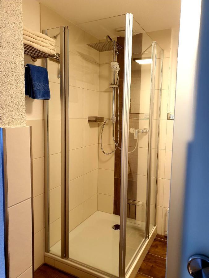 Hotel Gasthof Zum Schwan Steinsfeld المظهر الخارجي الصورة
